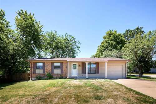 $179,000 - 3Br/2Ba -  for Sale in Arlington Heights, Unincorporated