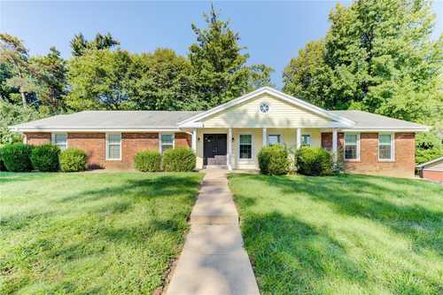 $575,000 - 4Br/3Ba -  for Sale in Clifton Forge, St Louis