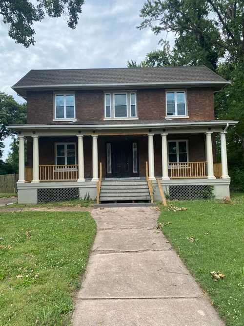 $240,000 - 4Br/3Ba -  for Sale in Chamberlain Park Add, St Louis