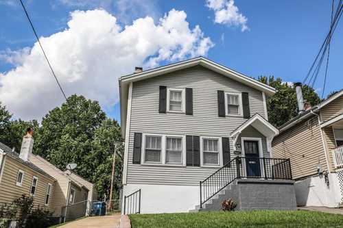 $289,900 - 4Br/3Ba -  for Sale in Rannells Addition, Maplewood