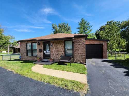 $289,000 - 2Br/2Ba -  for Sale in Crestwood First Add Lts A, St Louis