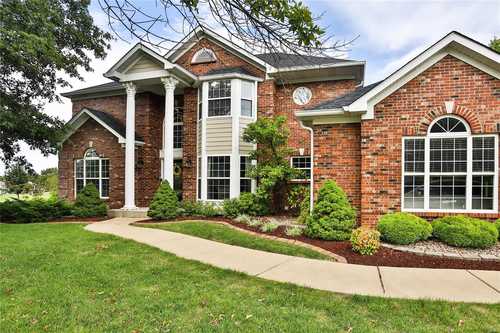 $850,000 - 4Br/5Ba -  for Sale in Whitmoor Country Club #1, Weldon Spring