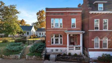 $575,000 - 4Br/4Ba -  for Sale in Provenchere Point Add, St Louis