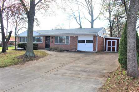 $198,000 - 3Br/2Ba -  for Sale in Reavsdale, Affton