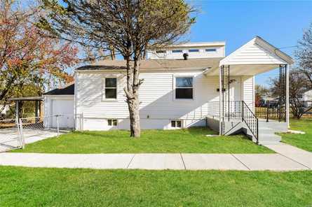 $169,900 - 3Br/1Ba -  for Sale in Lackland Home Place, St Louis