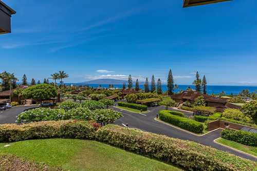 $1,850,000 - 2Br/2Ba -  for Sale in Masters, Lahaina