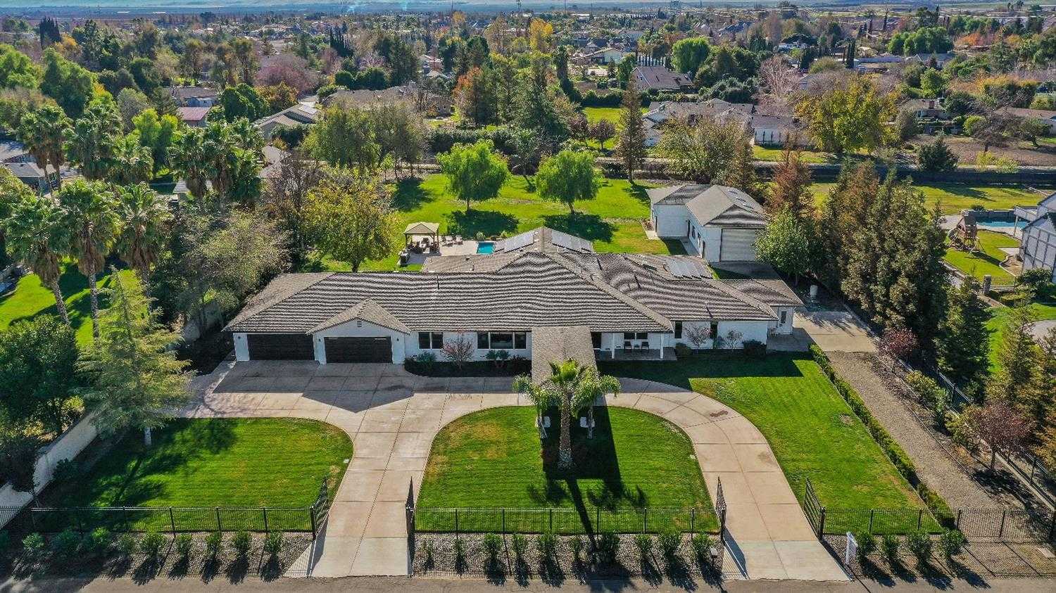 $1,888,888 - 4Br/6Ba -  for Sale in Tracy