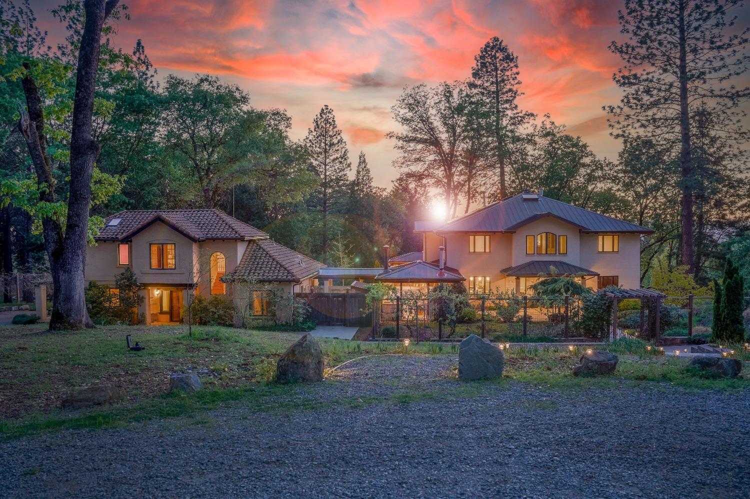 $4,750,000 - 6Br/8Ba -  for Sale in Nevada City