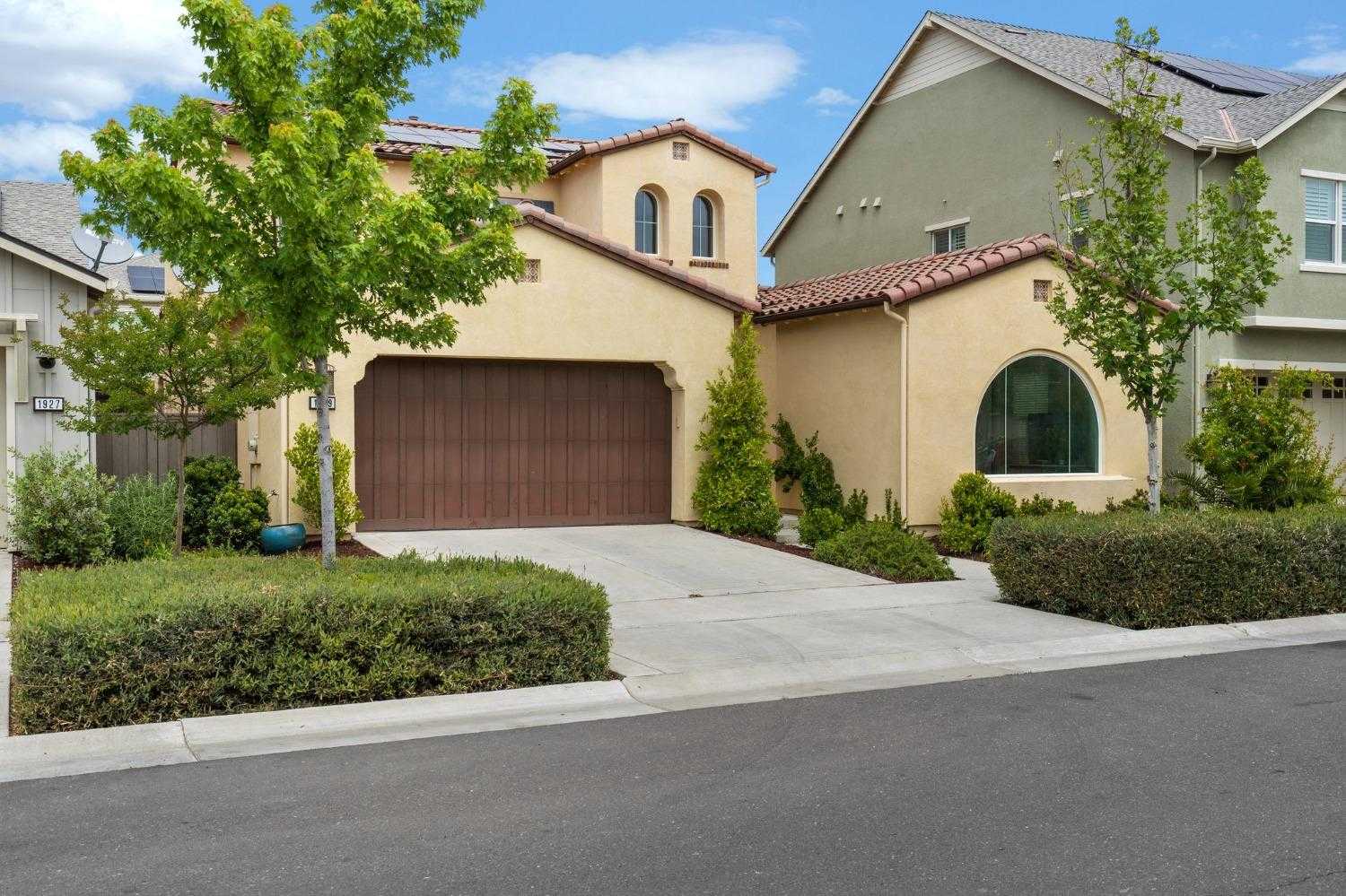 $1,275,000 - 4Br/4Ba -  for Sale in The Cannery, Davis