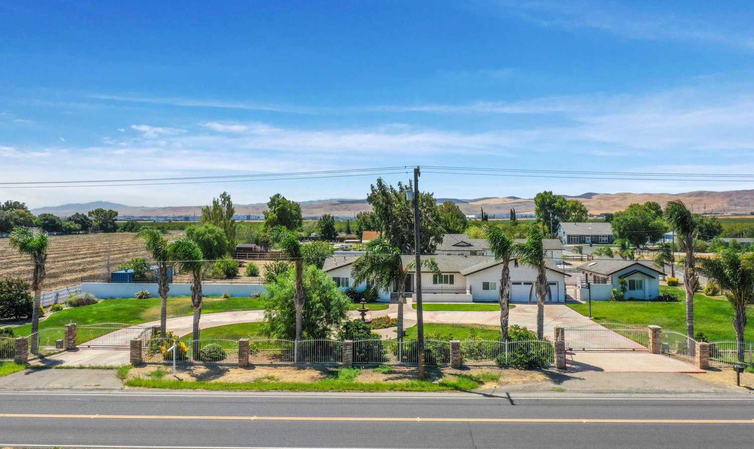 $2,499,000 - 7Br/5Ba -  for Sale in Tracy