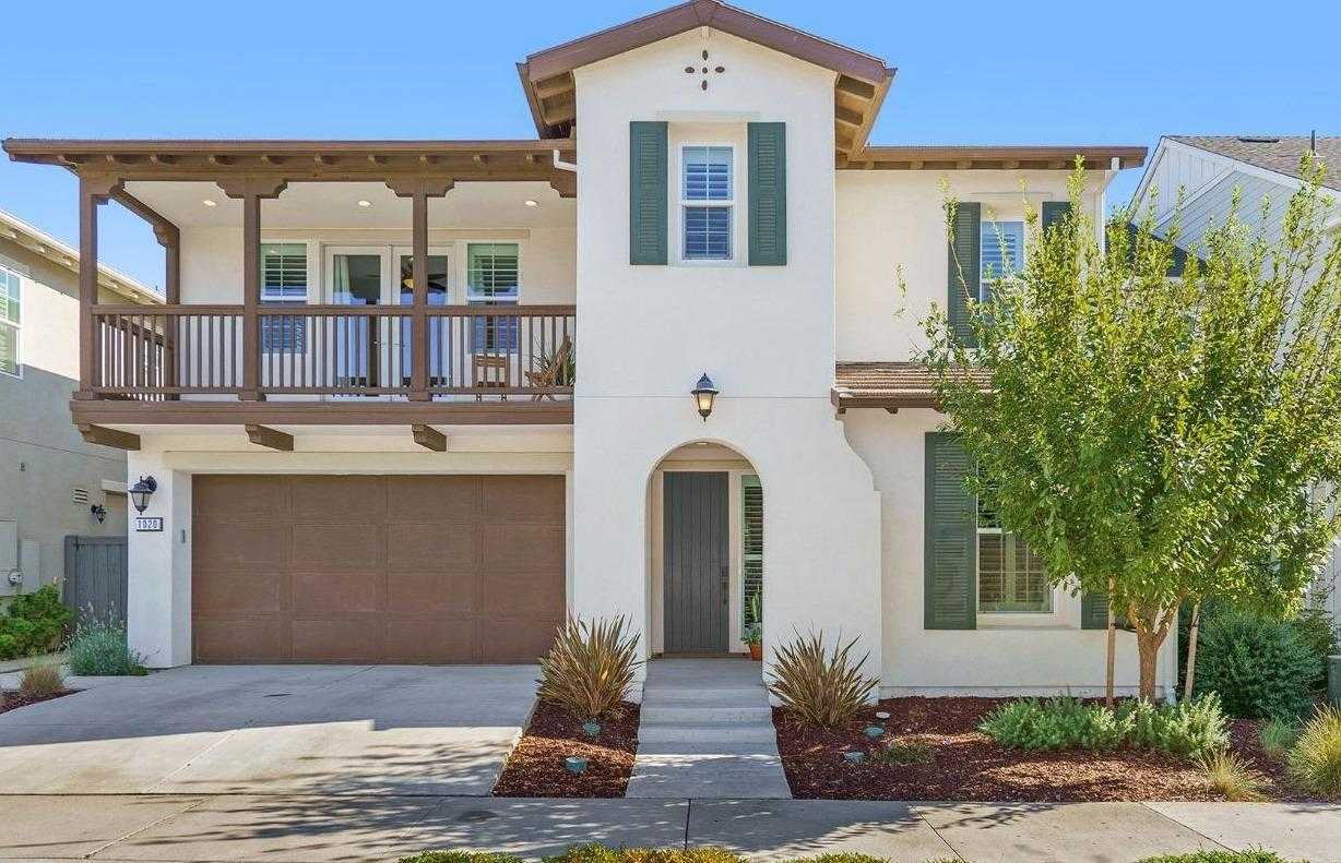 $1,350,000 - 4Br/4Ba -  for Sale in The Cannery, Davis