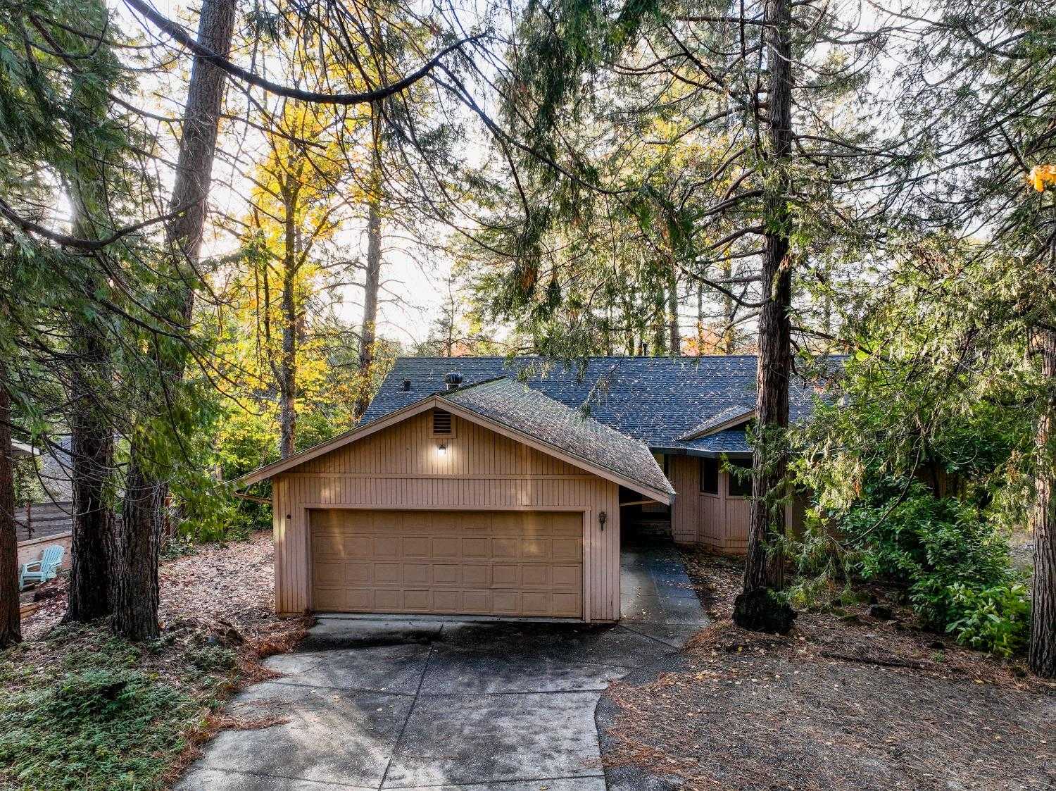 $475,000 - 3Br/2Ba -  for Sale in Grass Valley