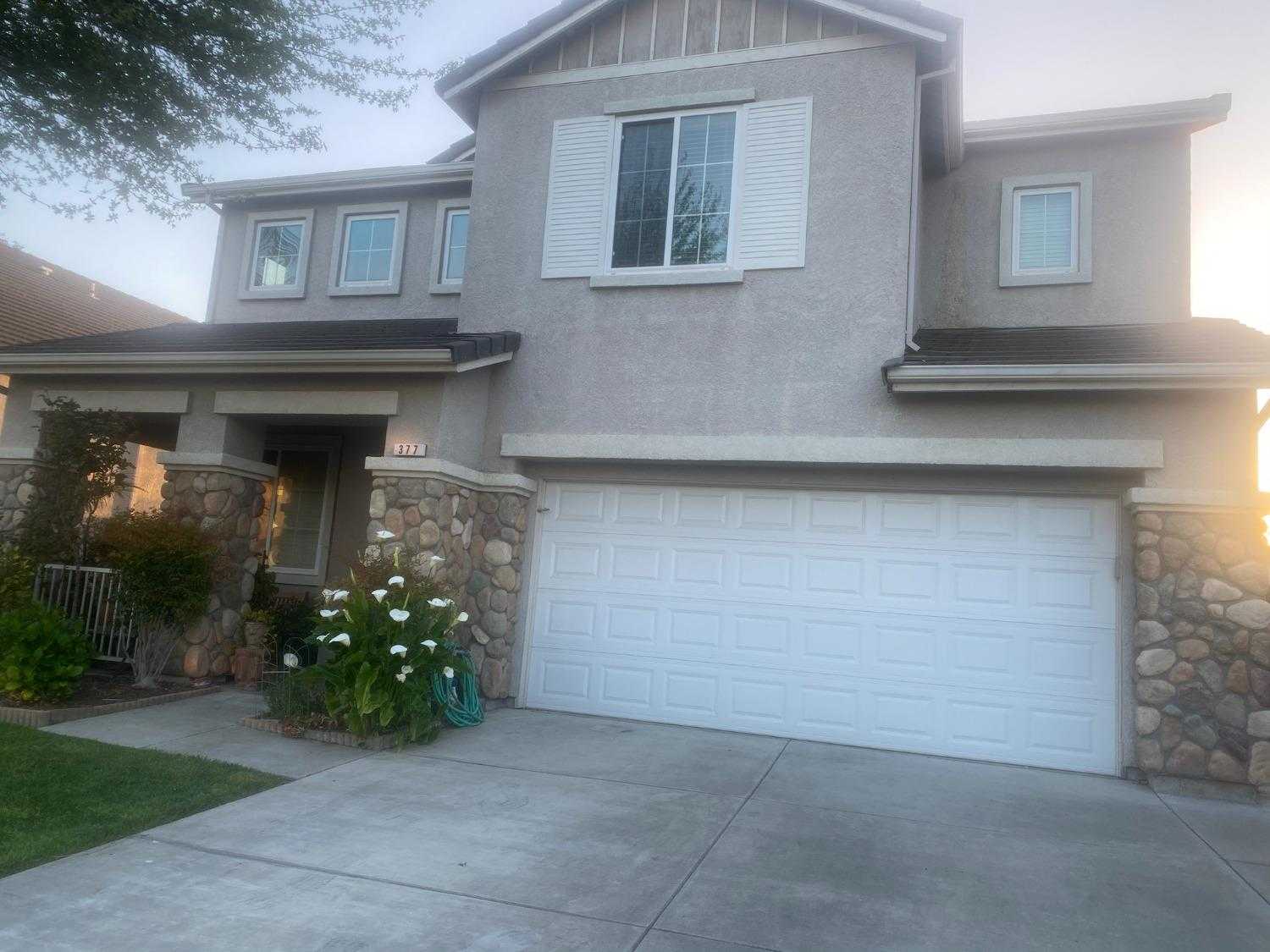 $440,000 - 4Br/3Ba -  for Sale in Merced