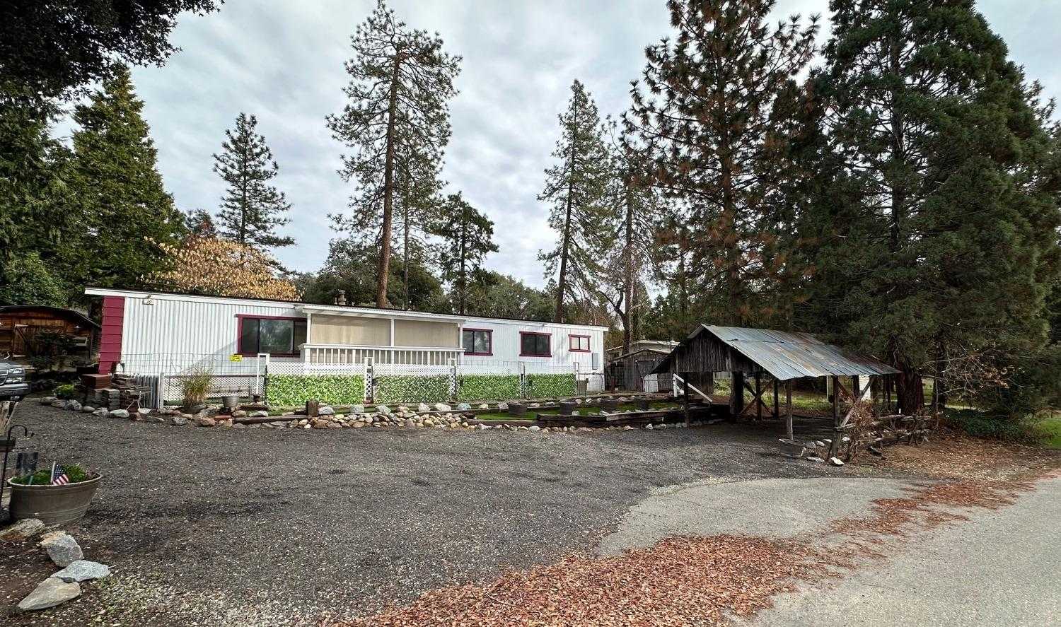 $179,900 - 2Br/2Ba -  for Sale in Mariposa