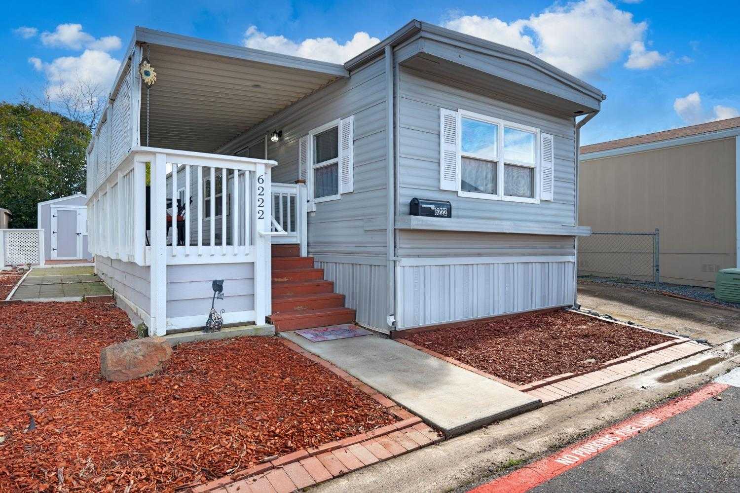 $99,800 - 2Br/1Ba -  for Sale in Citrus Heights