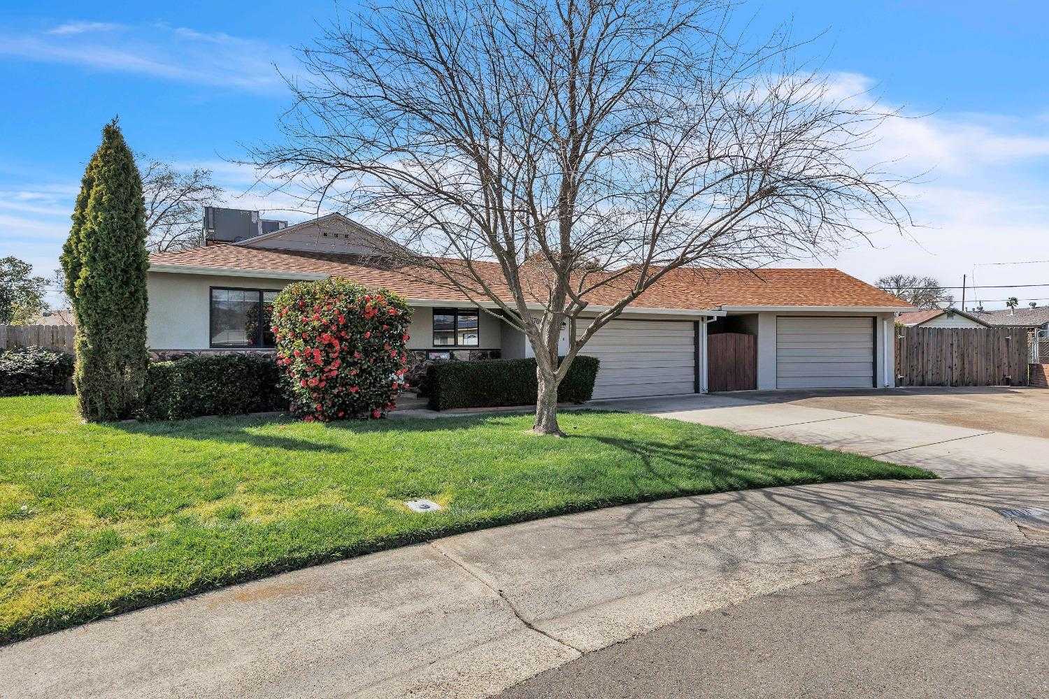 $479,500 - 3Br/1Ba -  for Sale in West Sacramento