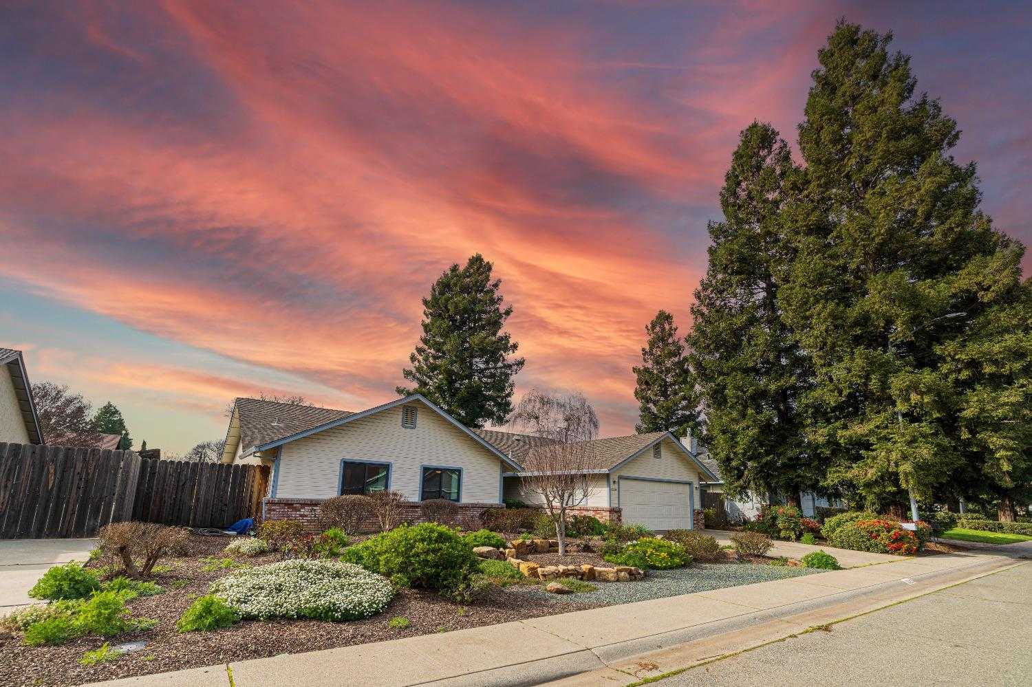 $479,900 - 3Br/2Ba -  for Sale in Chico