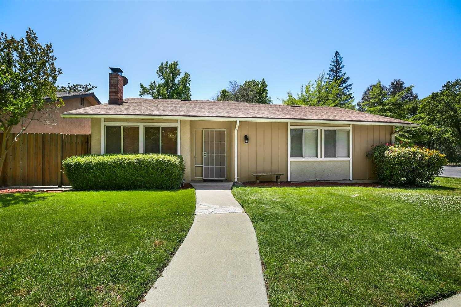 $410,000 - 3Br/2Ba -  for Sale in Greengate, Citrus Heights