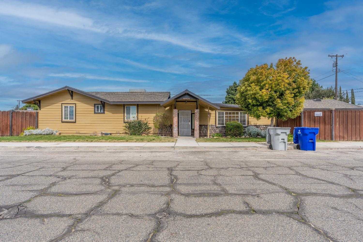 $399,000 - 3Br/1Ba -  for Sale in Atwater