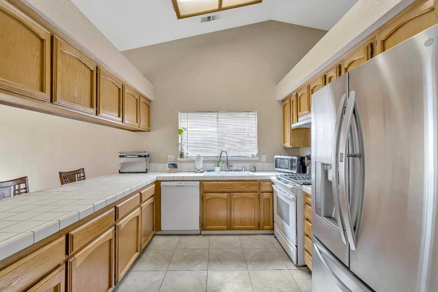 $459,888 - 3Br/2Ba -  for Sale in Symphony Place 01, Modesto
