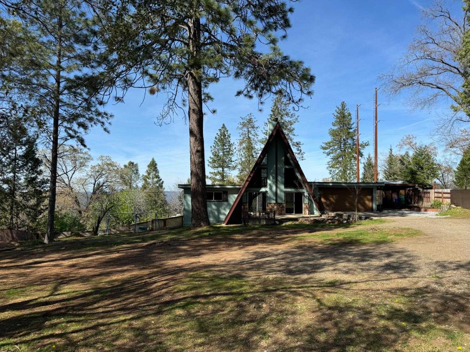 $444,900 - 3Br/2Ba -  for Sale in Placerville