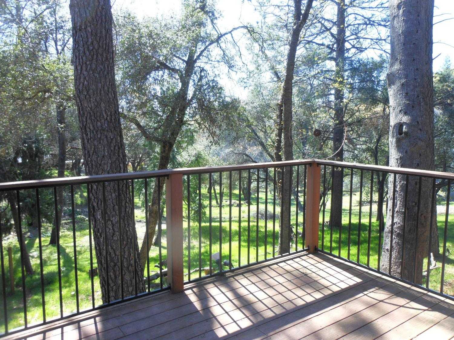 $459,000 - 3Br/2Ba -  for Sale in Grass Valley