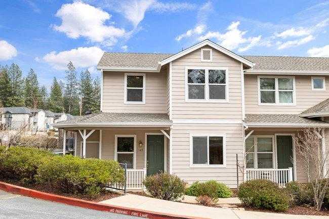 $359,000 - 3Br/2Ba -  for Sale in Grass Valley