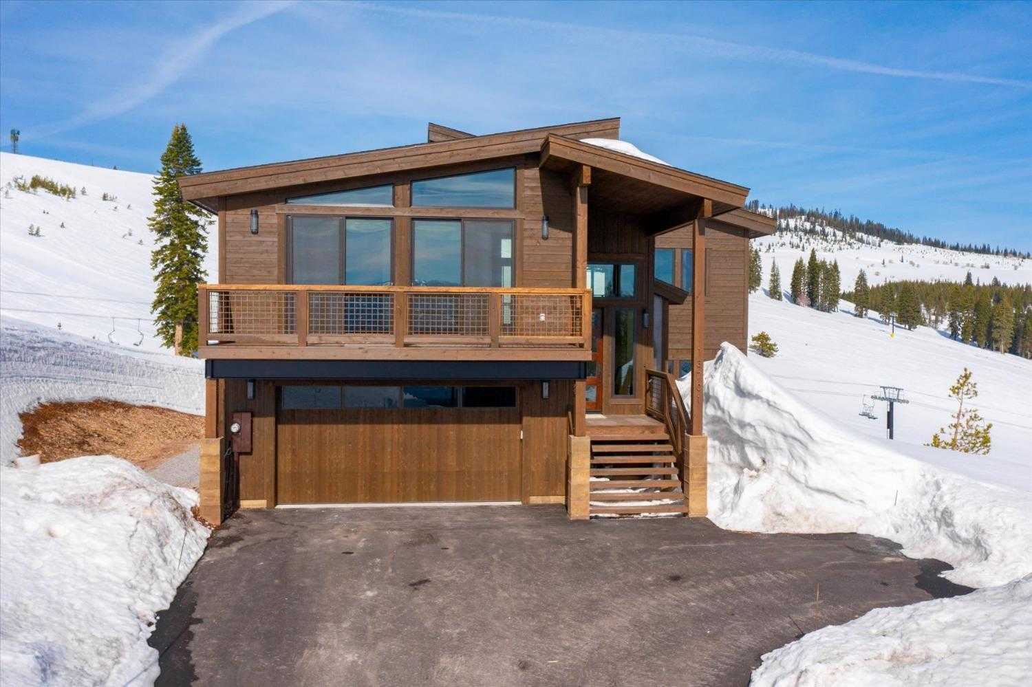 $2,500,000 - 4Br/4Ba -  for Sale in Truckee