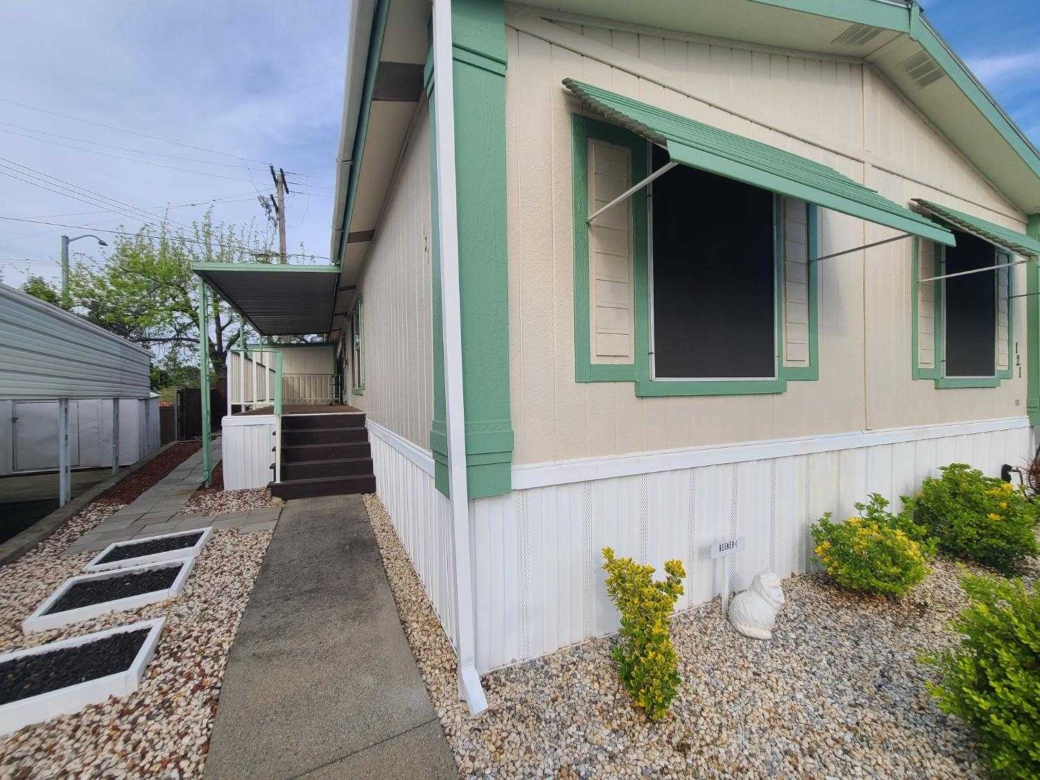 $74,000 - 3Br/2Ba -  for Sale in Oroville