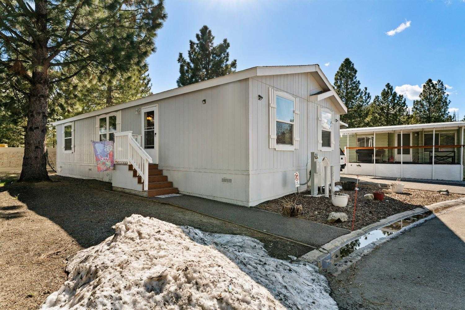 $220,000 - 3Br/2Ba -  for Sale in South Lake Tahoe