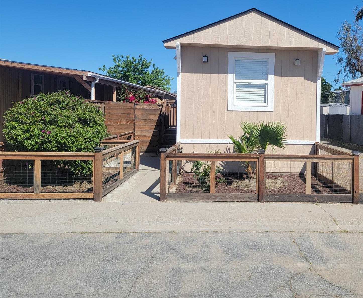 $95,000 - 3Br/2Ba -  for Sale in Gustine