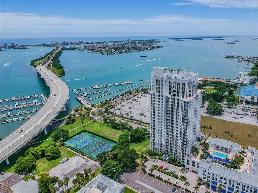 Waters Edge Condos For Sale in Clearwater, FL