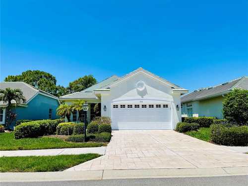 $675,000 - 3Br/2Ba -  for Sale in Venice Golf & Country Club, Venice