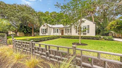 $2,649,000 - 5Br/4Ba -  for Sale in Lewis Combs Sub, Sarasota