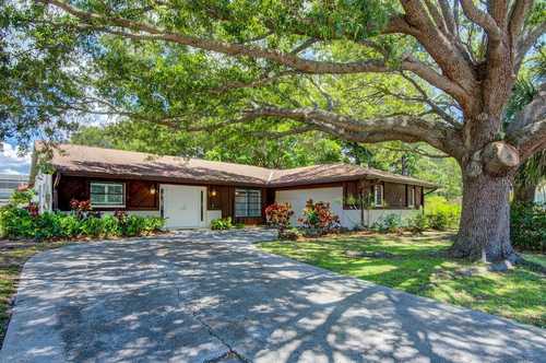 $445,000 - 3Br/2Ba -  for Sale in Brookside Add To Whitfield, Sarasota