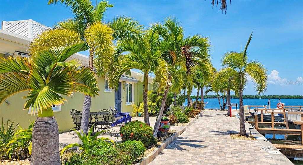 $475,000 - 2Br/2Ba -  for Sale in Beach & Marina Villas At Twin Shores, Longboat Key