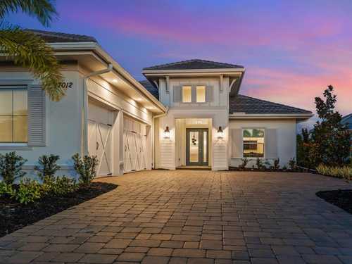 $1,950,000 - 3Br/4Ba -  for Sale in Genoa At The Lake Club, Lakewood Ranch