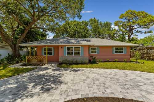 $550,000 - 3Br/2Ba -  for Sale in Paver Park Estates 1st Add, Sarasota