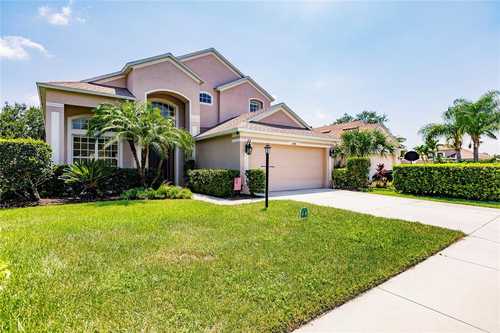$665,000 - 3Br/3Ba -  for Sale in Greenbrook Village Subphase Bb, Lakewood Ranch