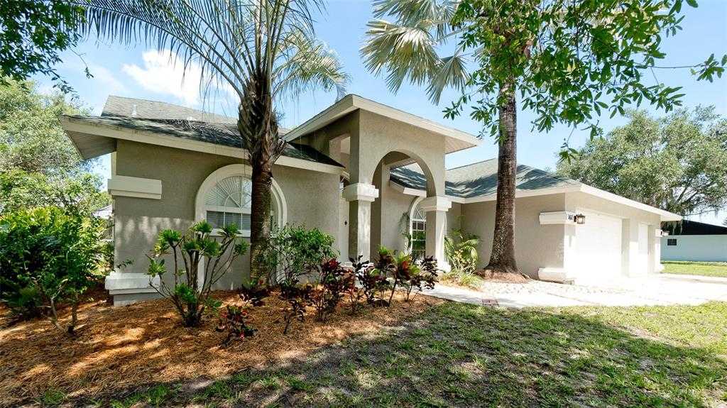 $824,900 - 4Br/3Ba -  for Sale in Racimo Ranches, Sarasota