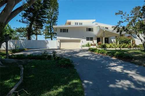 $4,200,000 - 6Br/3Ba -  for Sale in Sapphire Shores, Sarasota