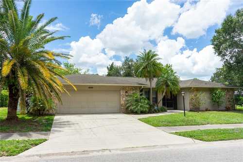 $690,000 - 3Br/2Ba -  for Sale in Country Meadows, Sarasota