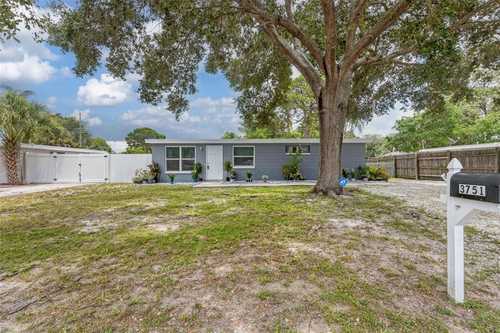$320,000 - 2Br/1Ba -  for Sale in Ridgewood Estates Add 01 Resub, Sarasota