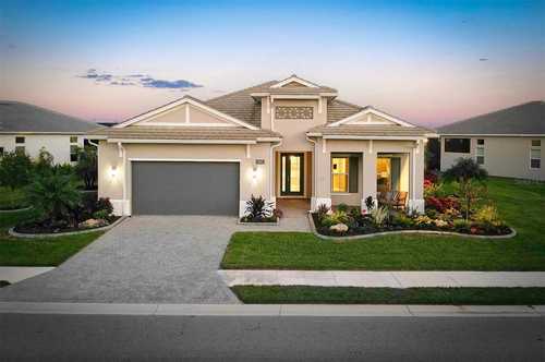 $1,475,000 - 4Br/3Ba -  for Sale in Isles At Lakewood Ranch Ph I-a, Lakewood Ranch