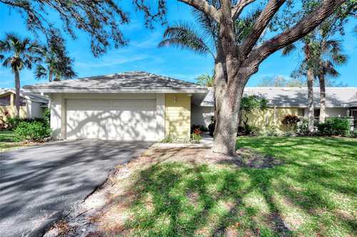 $425,900 - 2Br/3Ba -  for Sale in Myrtle Trace At Plan, Venice