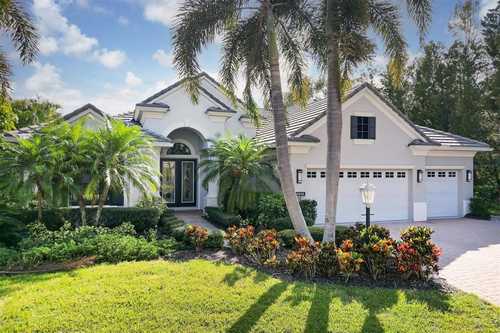 $1,350,000 - 3Br/4Ba -  for Sale in Lakewood Ranch Country Club Village, Lakewood Ranch