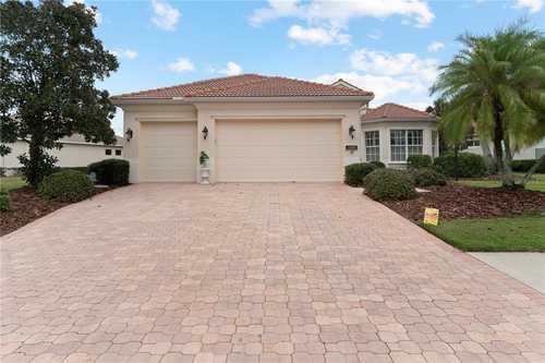 $925,000 - 4Br/4Ba -  for Sale in Greenbrook Village Subphase Ll, Lakewood Ranch
