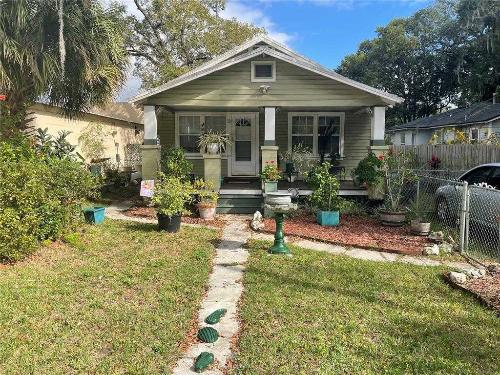 Photo of  739 Nw 7th Street