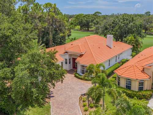 $895,000 - 3Br/2Ba -  for Sale in Venice Golf & Country Club, Venice