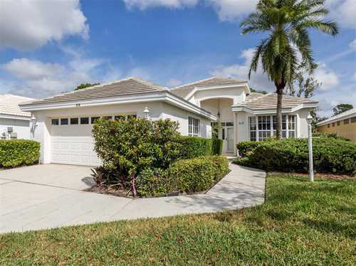 $599,000 - 2Br/2Ba -  for Sale in Venice Golf And Country Club, Venice